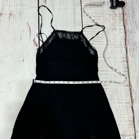 FREE PEOPLE INTIMATELY lace trimmed semi sheer mini slip dress black Medium GUC - Picture 14 of 16